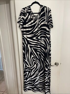 Chico's Black & White Zebra-Print Maxi Dress